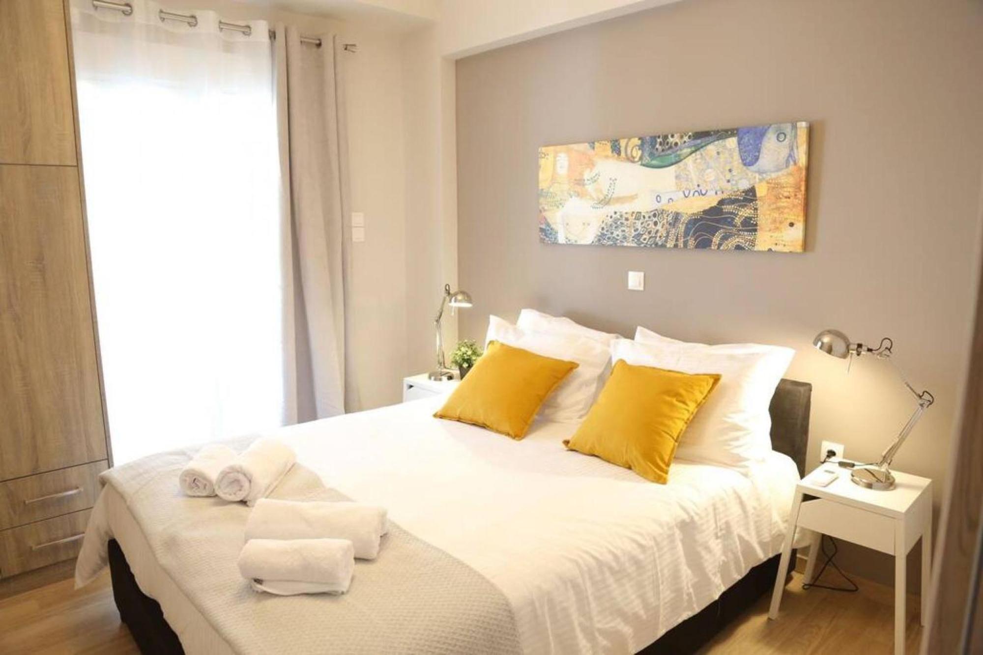 Apartamento Penthouse Lux Flat With 2 Bd Next To Larissis Atenas Exterior foto