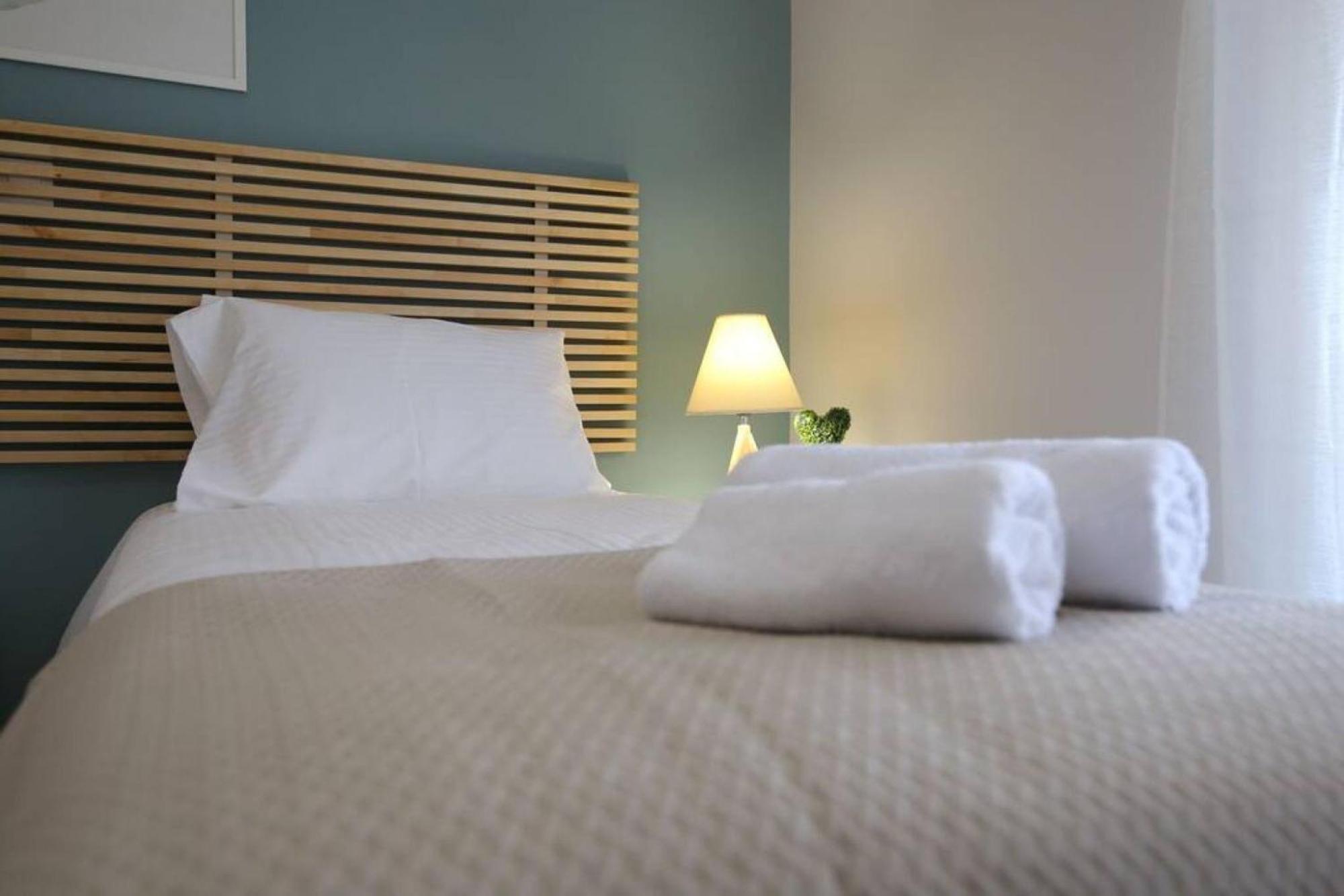 Apartamento Penthouse Lux Flat With 2 Bd Next To Larissis Atenas Exterior foto