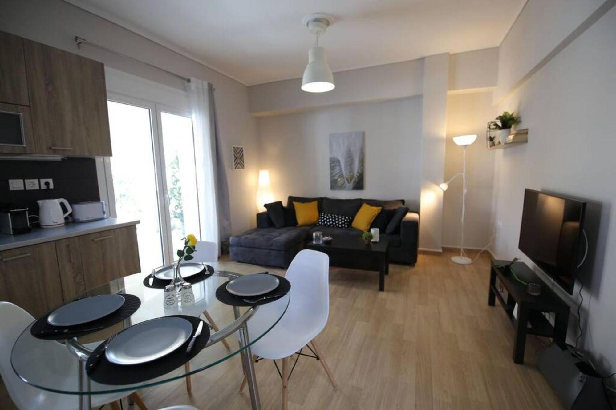 Apartamento Penthouse Lux Flat With 2 Bd Next To Larissis Atenas Exterior foto