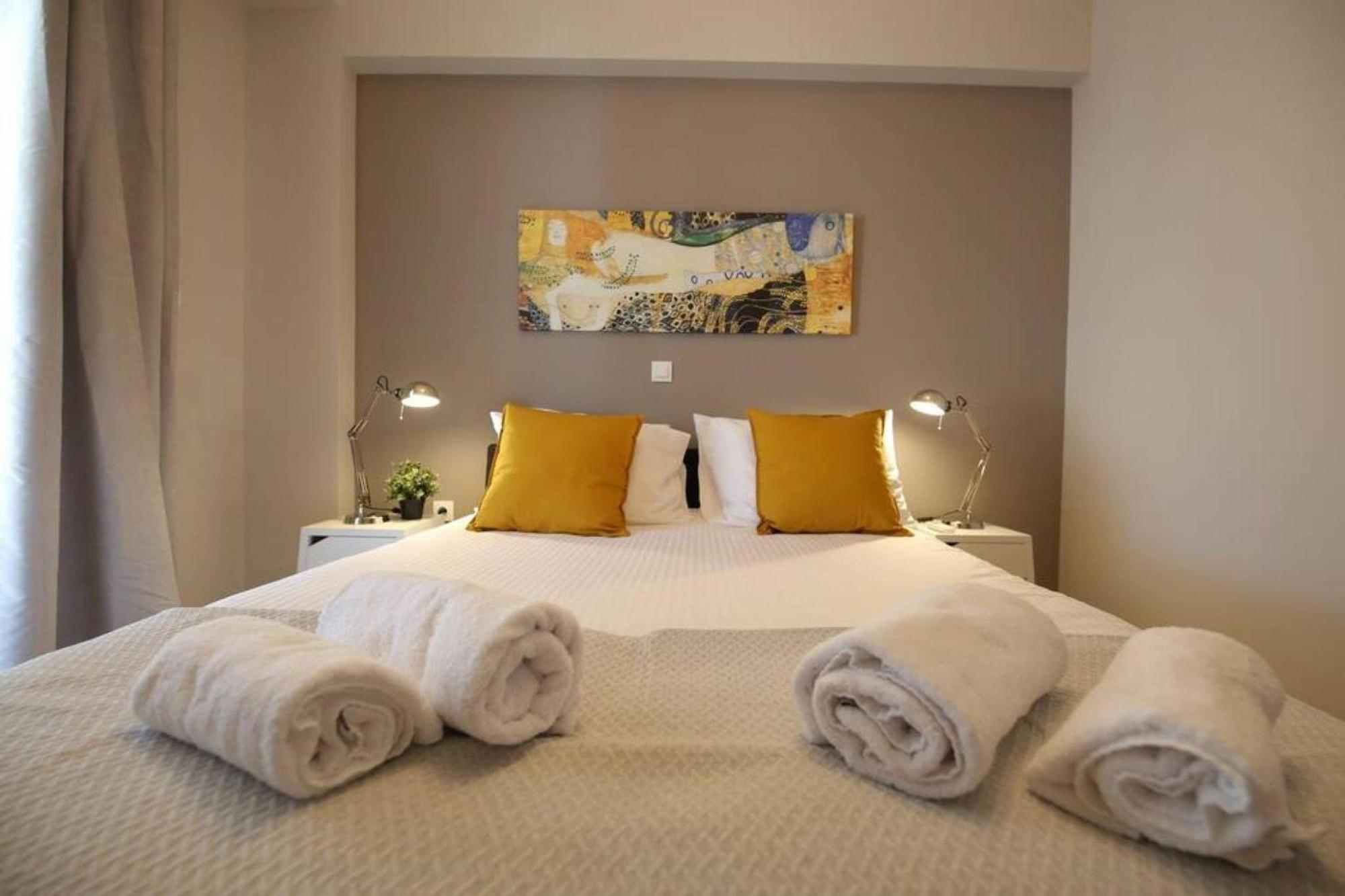 Apartamento Penthouse Lux Flat With 2 Bd Next To Larissis Atenas Exterior foto