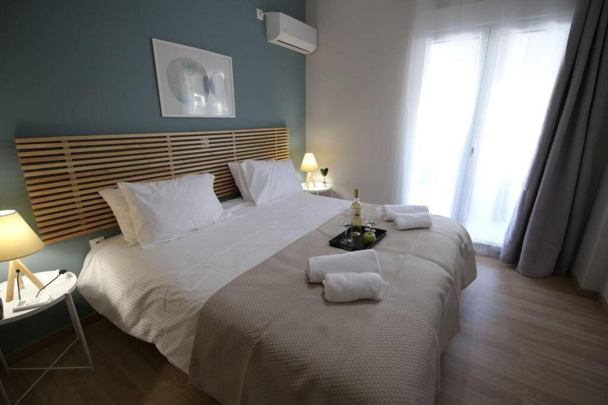 Apartamento Penthouse Lux Flat With 2 Bd Next To Larissis Atenas Exterior foto