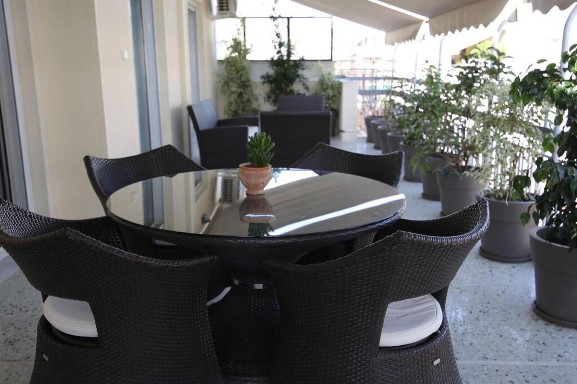 Apartamento Penthouse Lux Flat With 2 Bd Next To Larissis Atenas Exterior foto